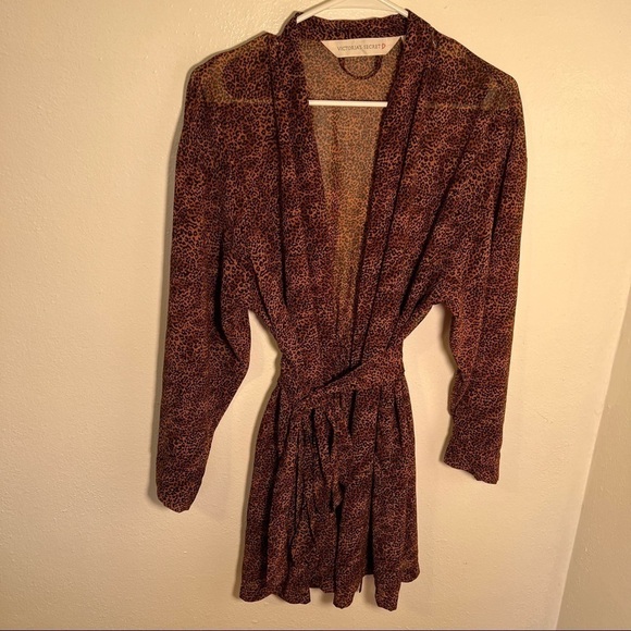 Victoria’s Secret Sheer Robe Animal Print Belted - Picture 2 of 9